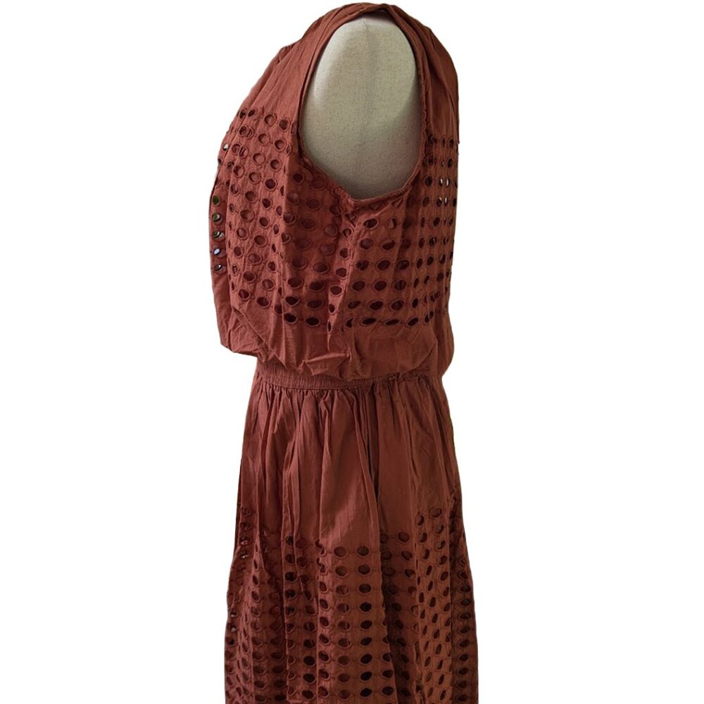 Sleeveless Eyelet Skirt Set in Terracotta - Picture 9 of 14